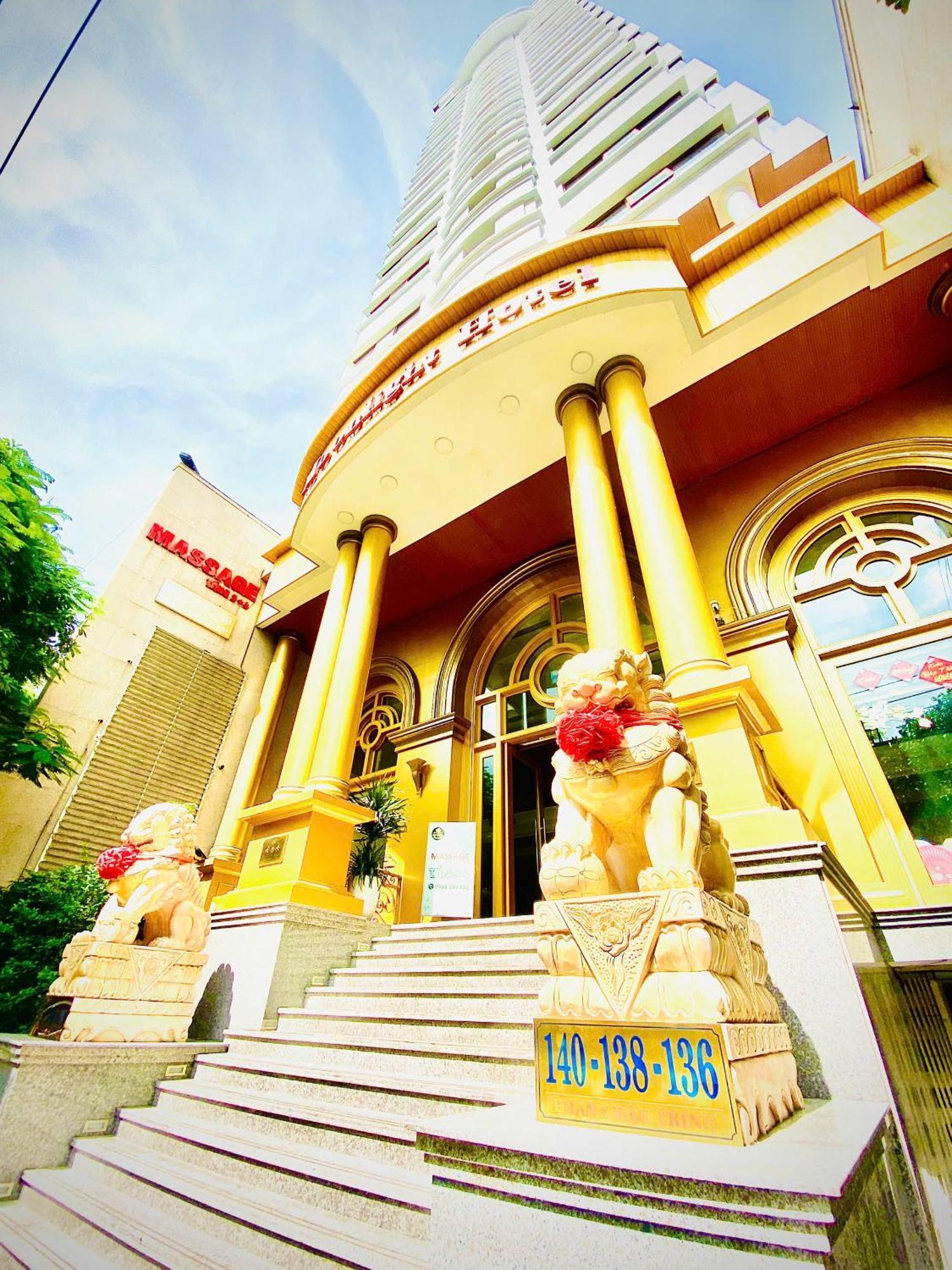 Moonlight Hotel Suites & Spa - City Center, High Floor, River View & City View, Great Location, Near Dragon Bridge Da Nang Exterior photo