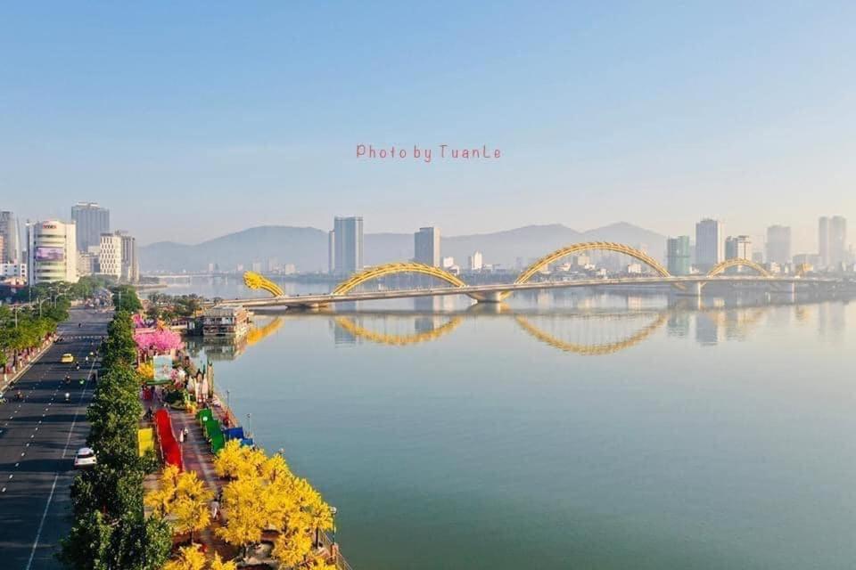 Moonlight Hotel Suites & Spa - City Center, High Floor, River View & City View, Great Location, Near Dragon Bridge Da Nang Exterior photo