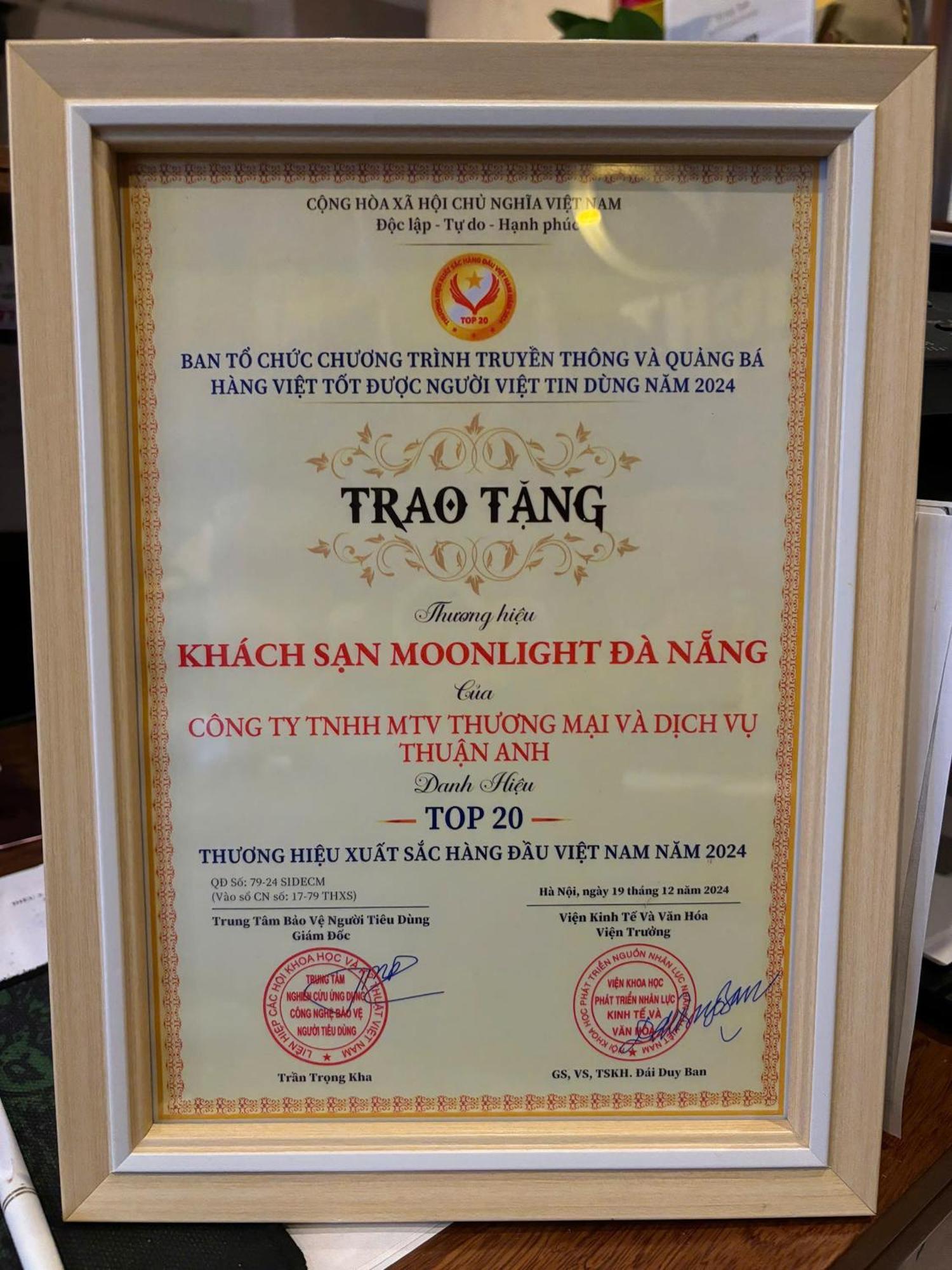 Moonlight Hotel Suites & Spa - City Center, High Floor, River View & City View, Great Location, Near Dragon Bridge Da Nang Exterior photo